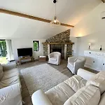 Villa P25 Luxueuze Met 5 Voor 10 Personen, 760m Met Garage En Tuin