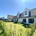 Villa P25 Luxueuze Met 5 Voor 10 Personen, 760m Met Garage En Tuin