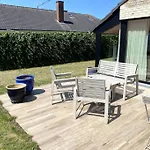 P25 Luxueuze Met 5 Voor 10 Personen, 760m Met Garage En Tuin Villa Koksijde