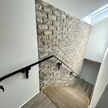 P25 Luxueuze Met 5 Voor 10 Personen, 760m Met Garage En Tuin