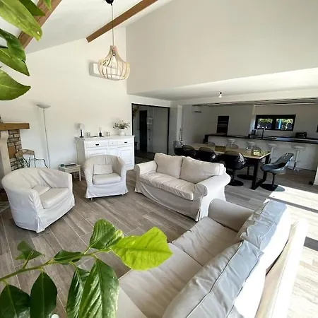 P25 Luxueuze Met 5 Voor 10 Personen, 760m Met Garage En Tuin *