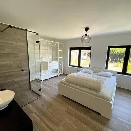 P25 Luxueuze Met 5 Voor 10 Personen, 760m Met Garage En Tuin Vila *