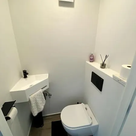 Vila P25 Luxueuze Met 5 Voor 10 Personen, 760m Met Garage En Tuin *